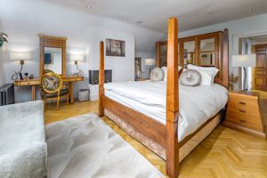 Photo 15- click for photo gallery